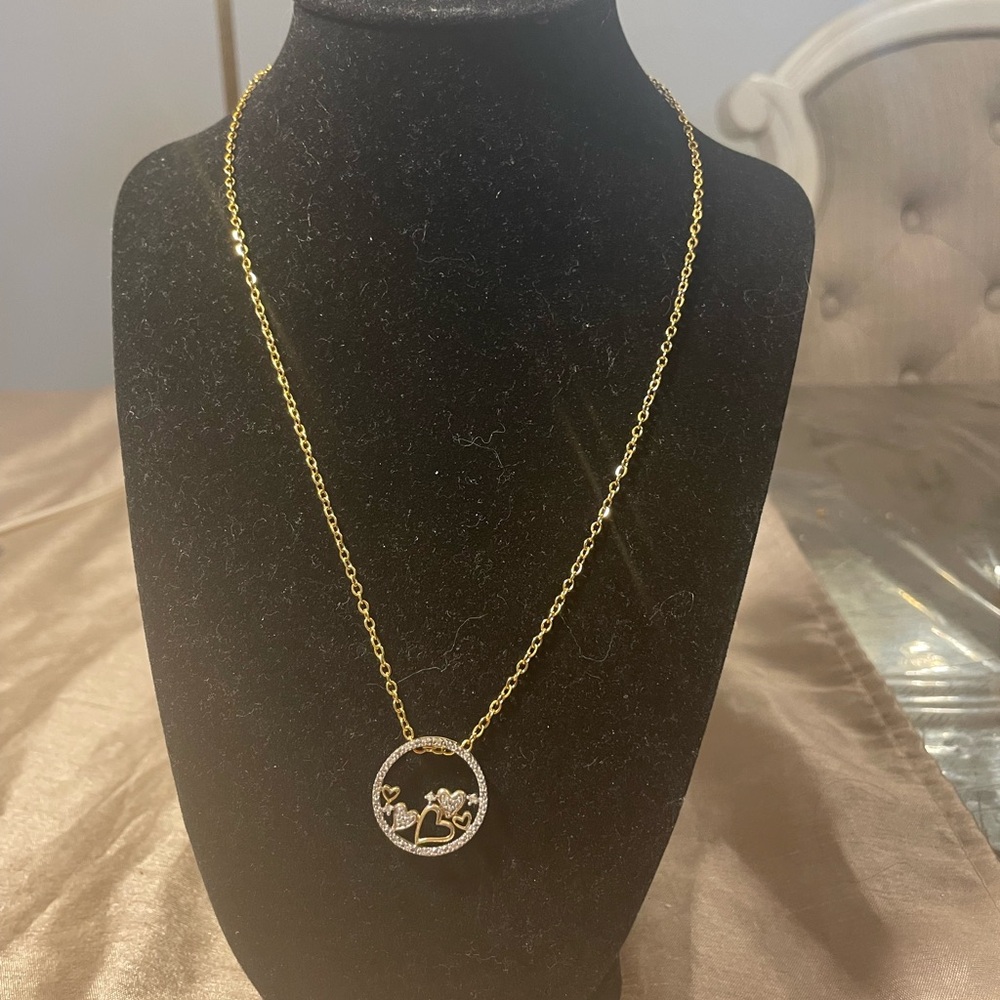 Elegant ZRW 14k Gold Diamond Heart Pendant and unbranded stainlesssteel Necklace